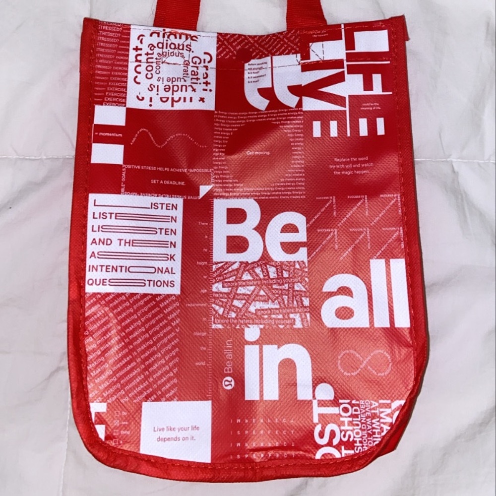 Lululemon tote bag